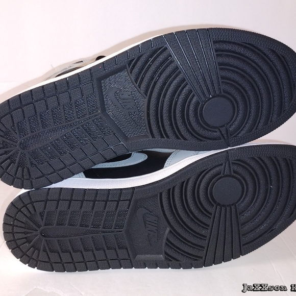 Jordan 1 Retro HighShadow 2.0.    Size 9 - Picture 9 of 11